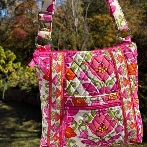 Vera Bradley Lilli Bell Crossbody - Picture 2 of 10